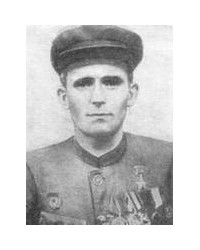 На фото Кади’ Абакарович Абакаров